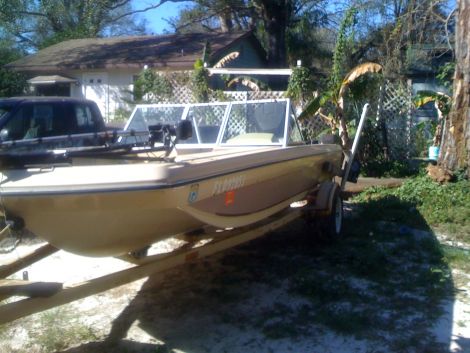 Used Ozark Boats For Sale by owner | 1986 17 foot Ozark Bass Boat